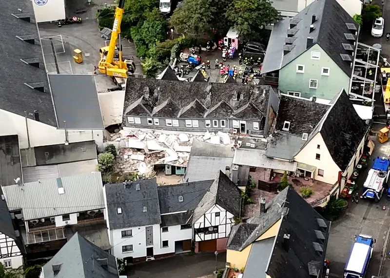 Derrumbe de un hotel en Alemania deja al menos dos muertos