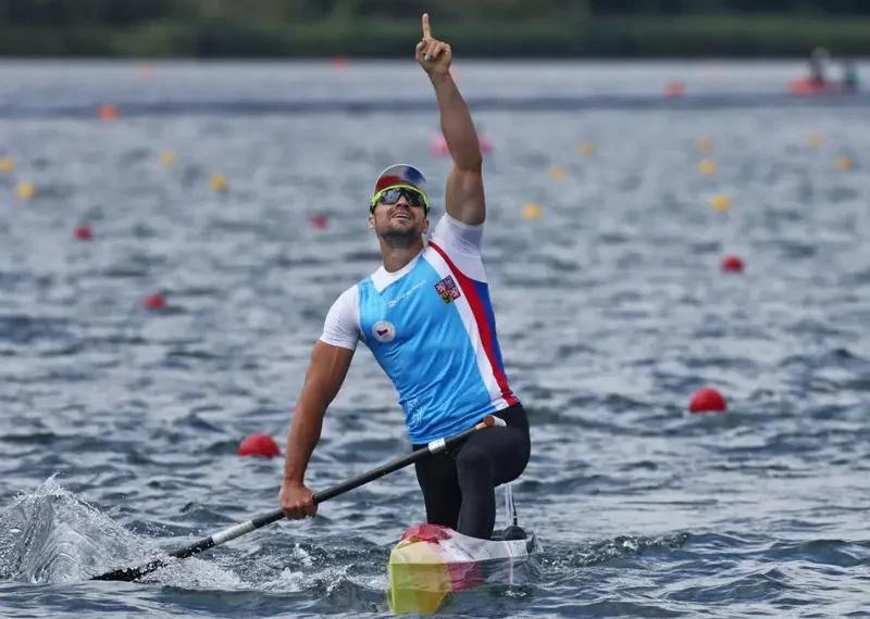 El checo Martin Fuksa se corona en los 1000m Canoa en París