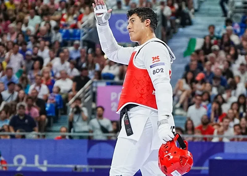 Carlos Sansores cae en Cuartos de Final; mantiene sueño de medalla