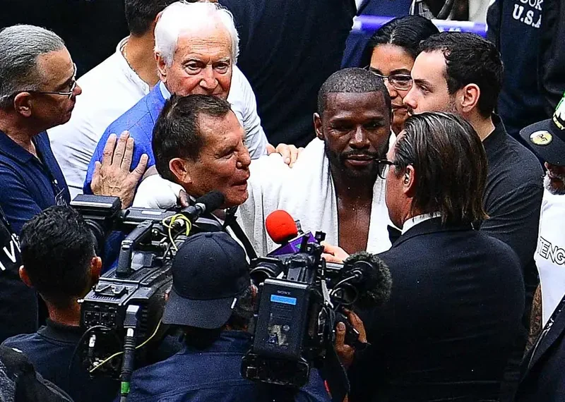 JC Chávez sentencia: «Le hubiera pegado una chin… a Mayweather»