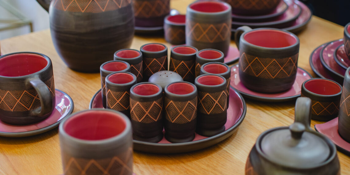 Tierra Quemada: Celebrando la Cerámica de Autor en Oaxaca