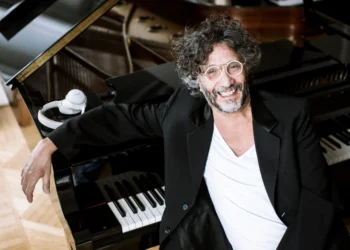 Anuncian presentación de Fito Páez en el Zócalo de la CDMX