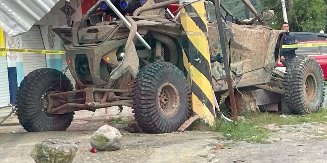 Señalan a turistas como presuntos homicidas, tras accidente en Tepic