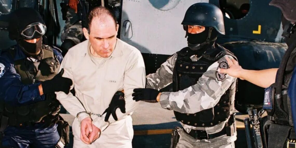 Osiel Cárdenas Guillén, exlíder del Cártel del Golfo, sale de prisión en EU