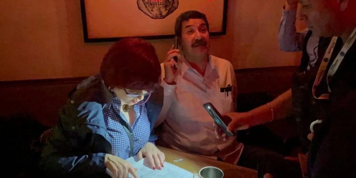 Encargado de Fiscalía CDMX, Ulises Lara, obstruye detención de Javier Corral