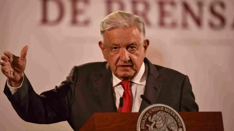 No es para tomar en serio advertencias de calificadoras por reforma judicial: López Obrador