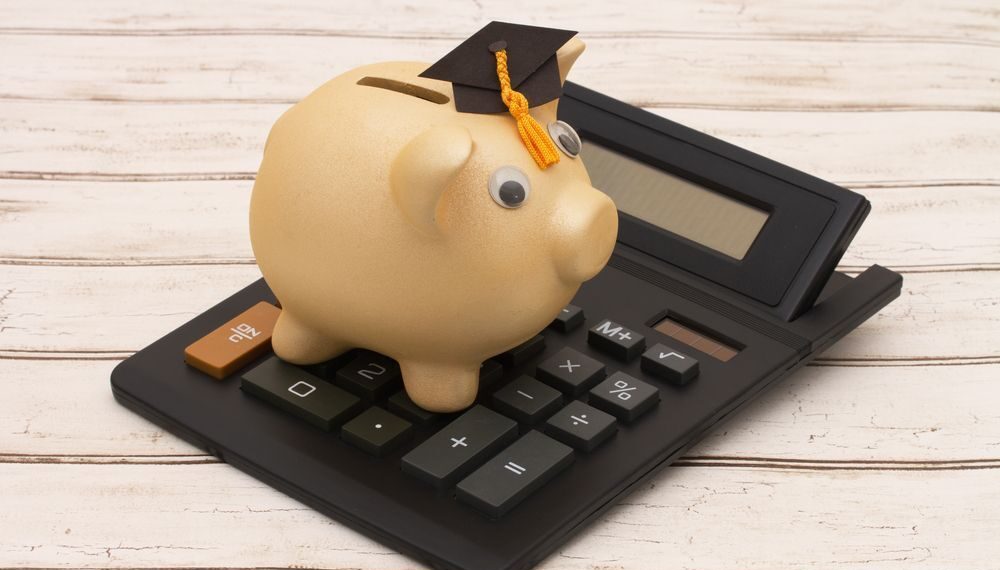 Financiería ME·XI ofrece préstamos para empleados de gobierno para cubrir los gastos escolares