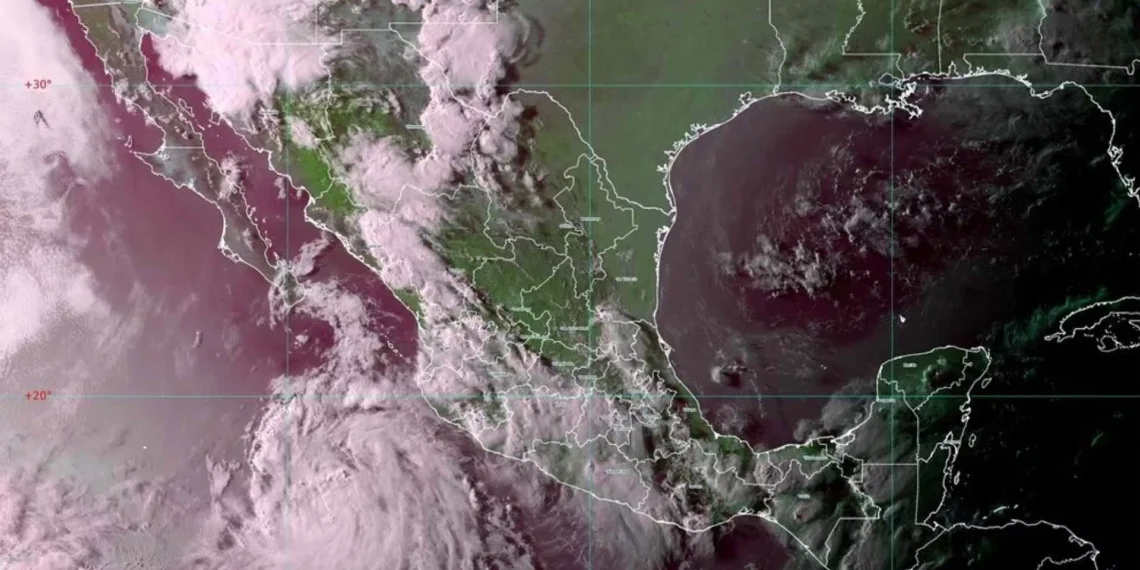 ‘Carlotta’ sigue como tormenta y avanza sobre el Pacífico; prevén hoy sea huracán