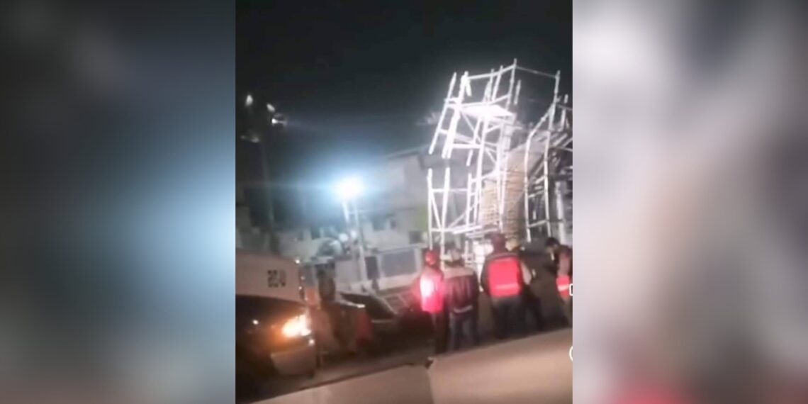 Colapsa estructura de obra del Trolebús elevado que va de Chalco a Santa Martha