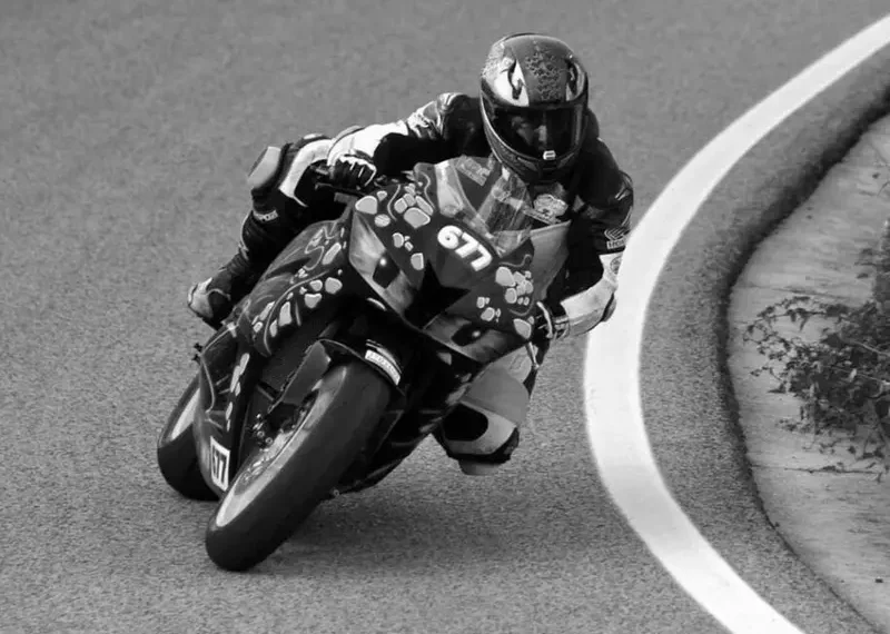 Fallece la piloto Simona Castelli tras accidente