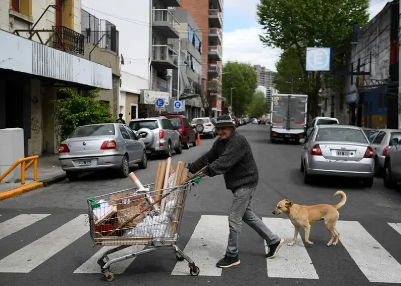 Es oficial, más de la mitad de los argentinos son pobres; 11% más que en 2023