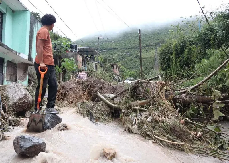 Al menos 22 muertos suman tras tormenta ‘John’ en México