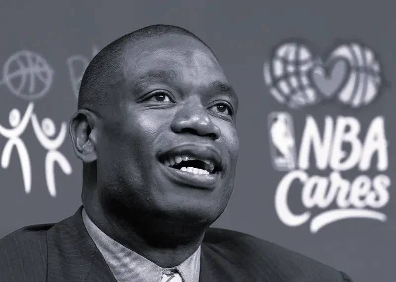 Murió Dikembe Mutombo, una leyenda de la NBA