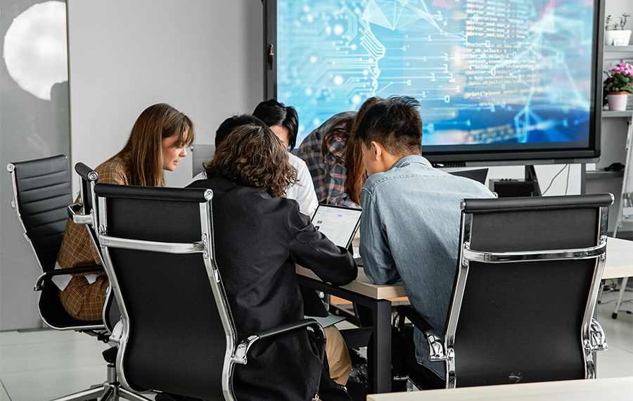 La digitalización redeﬁne al sector asegurador: 20% de las pólizas en México ya se contratan en línea