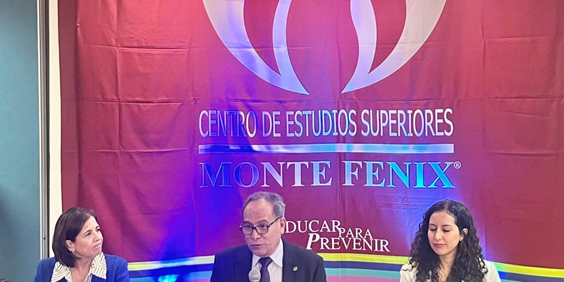 Cumple el CESMF tres décadas formando profesionales de excelencia para para recuperar a personas con problemas de adicciones