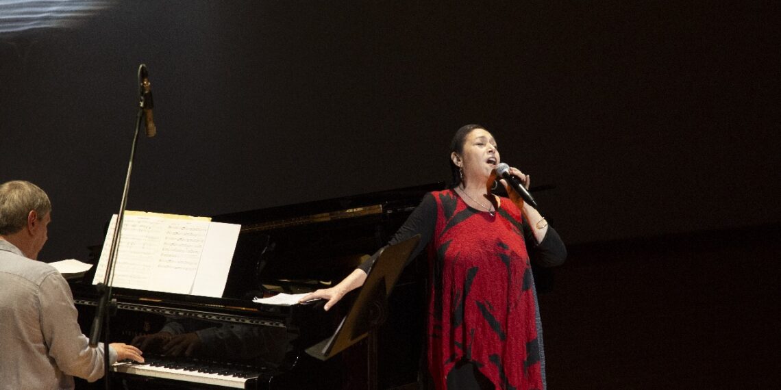 El veneno que fascina, concierto con Margie Bermejo y el maestro Dmitri Dudin