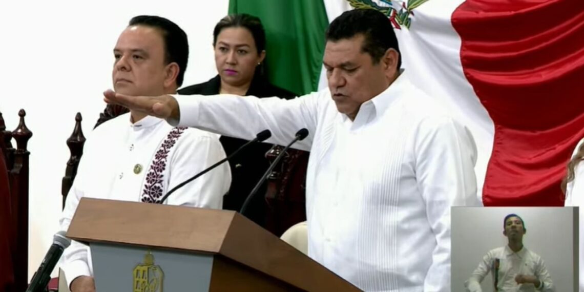 Javier May rinde protesta como gobernador de Tabasco