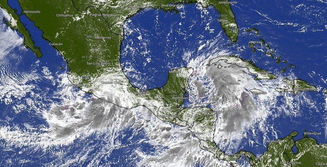 ‘Helene’ y ‘John’ provocarán lluvias torrenciales