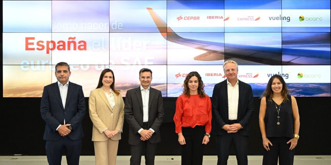 Cepsa, Iberia, Iberia Express, Vueling y BIOCIRC promueven SAF para liderar transporte aéreo sostenible