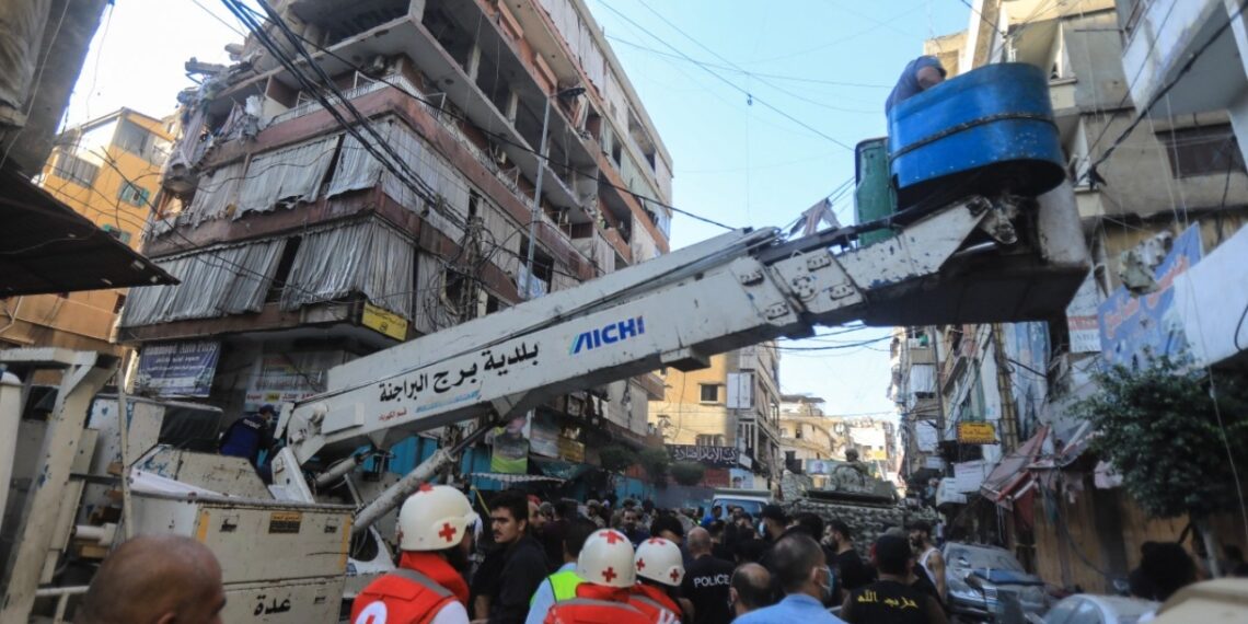 Mueren 6 personas en bombardeo “selectivo” de Israel en Beirut