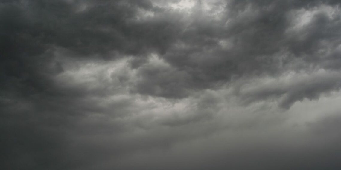 Activan alerta por lluvias fuertes en CDMX