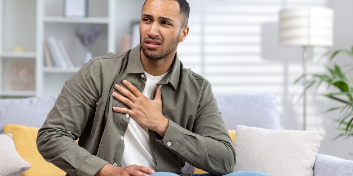 Dolor en el pecho: ¿Cuándo es una emergencia cardíaca?