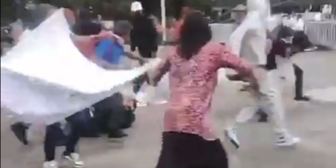 Relevan a director de Policía Auxiliar en Xochimilco tras enfrentamiento con manifestantes