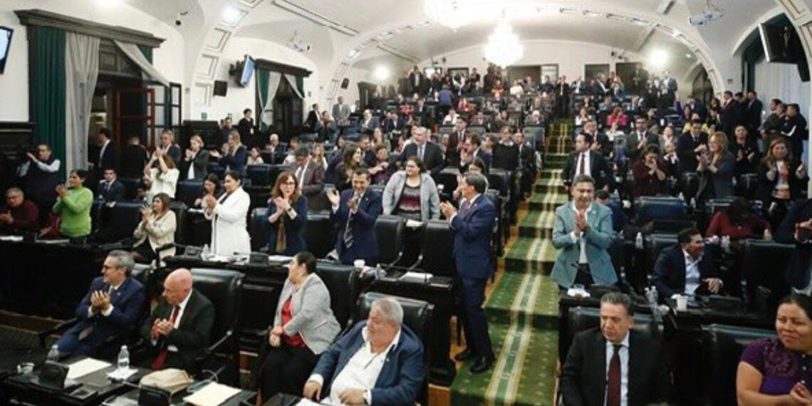 Morena y aliados avalan reforma judicial en el Senado con Yunes Márquez