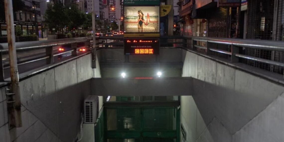 Buenos Aires amanece con apagón que paraliza el transporte público