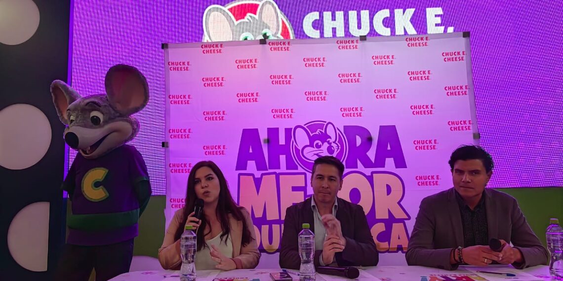 CHUCK E. CHEESE presenta la campaña “AHORA MEJOR QUE NUNCA” en rueda de prensa