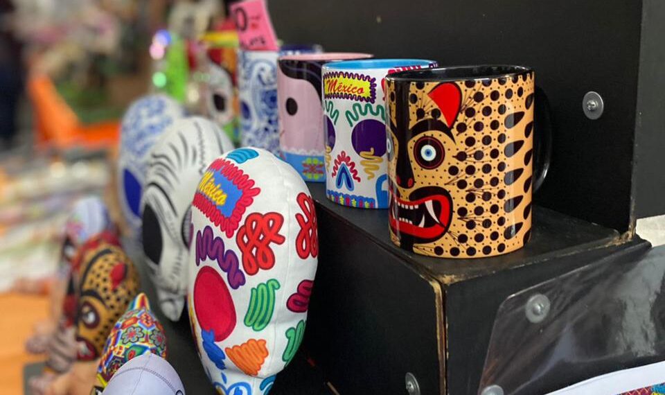 CAMINO AL MICTLÁN FEST Un recorrido gastronómico, artesanal y artístico en el Palacio de la Autonomía de la UNAM