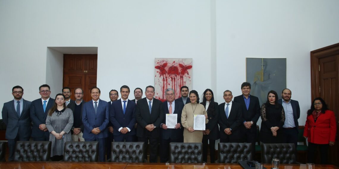 Con firma de convenio que finaliza contrato APP, Issste suma tres hospitales recuperados