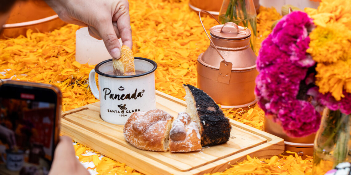 Santa Clara invita a sus consumidores a la Paneada del Siglo