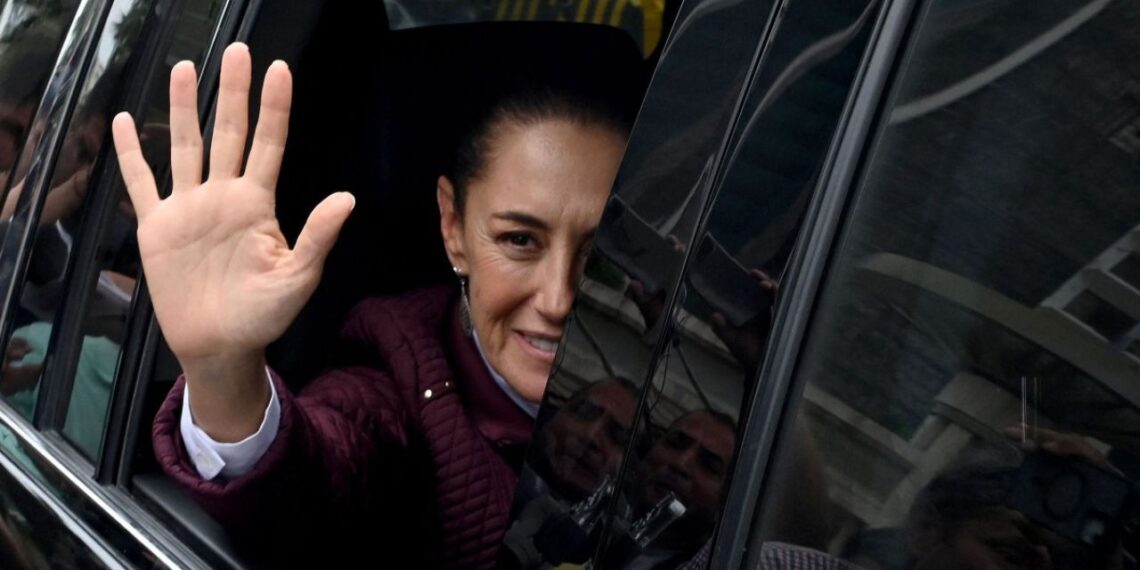 Sheinbaum evaluará daños en Acapulco; descarta recorrer zonas afectadas