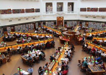 Conoce los 10 mejores destinos para estudiar maestrías en el extranjero en 2025