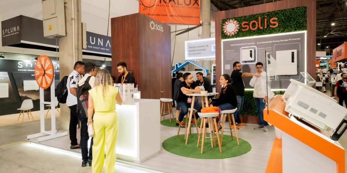 Solis presenta nueva tecnología de inversores en Expo Solar Colombia 2024