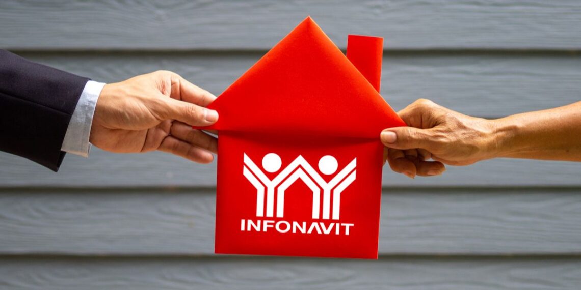 Infonavit amplía apoyos a mujeres para que accedan a vivienda propia