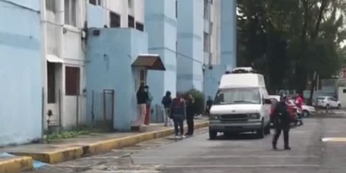 Mueren tres integrantes de una familia por posible intoxicación en Coyoacán
