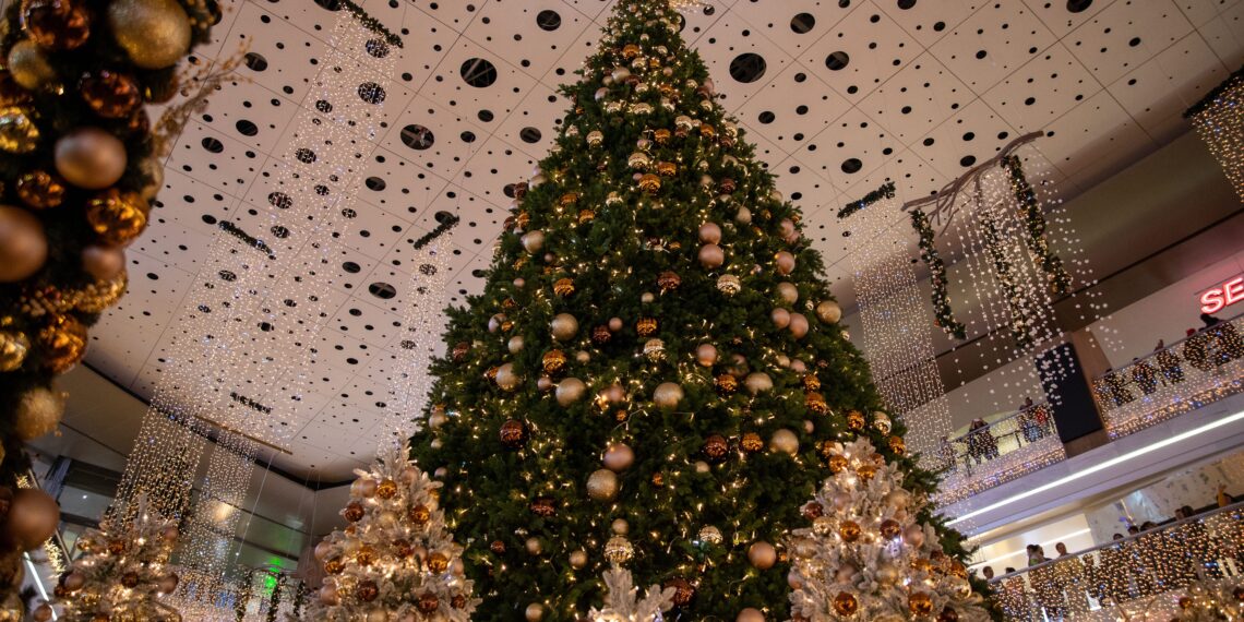 PERISUR ILUMINA EL SUR DE LA CIUDAD CON LA MAGIA   DE LA NAVIDAD
