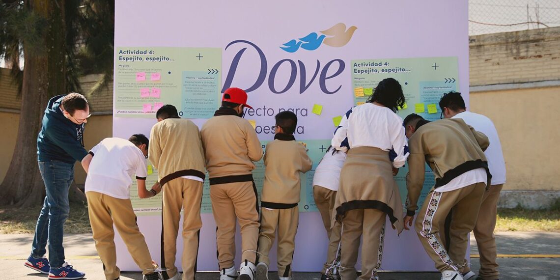 Unilever celebra Dove Day 2024: 19 años promoviendo autoestima en las nuevas generaciones