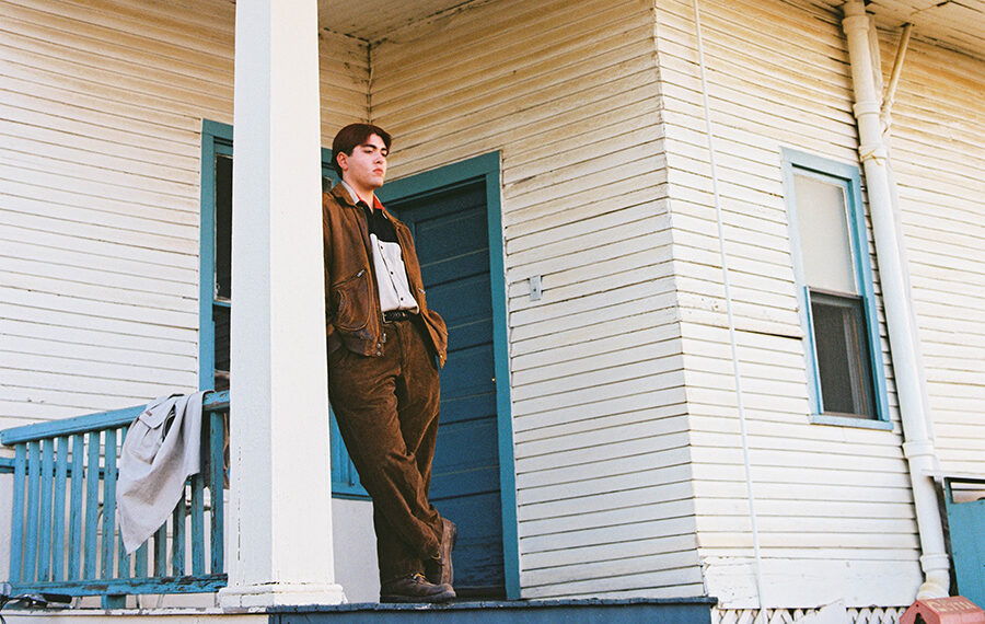 Kevin Kaarl regresa a la música con su sencillo "Esta Noche"