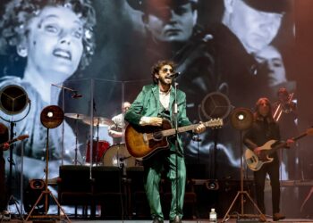 MARIO SAN ROMAN Y SHUARMA DE ELEFANTES lanzan su sencillo “LA HORA DE LOS CRETINOS”