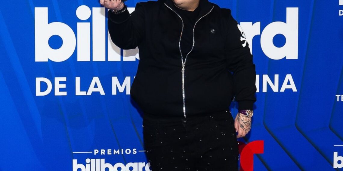 ¡Orgullo nacional! FloyyMenor gana el primer Billboard para Chile con “Gata Only” (ft Cris MJ) y se convierte en la Mejor Canción Latina del Año