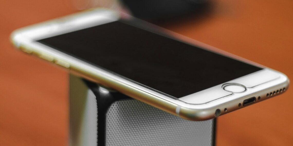 Celulares gama media que pueden tumbar a los de alta