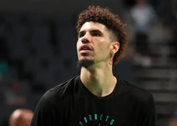 La Melo Ball deberá pagar 100 mil dólares por comentarios ofensivos