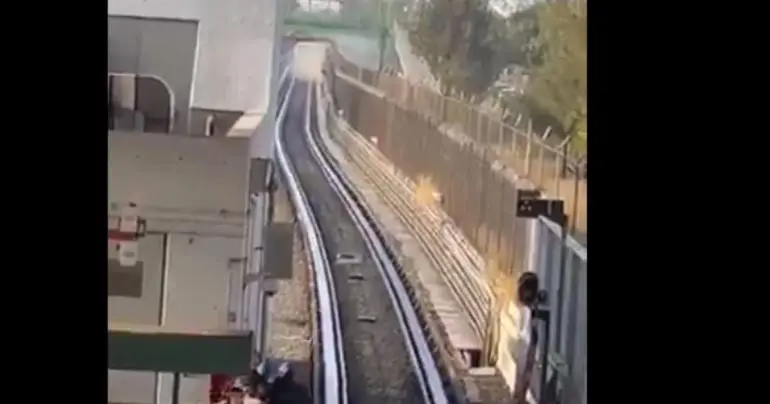 Desalojan tren de la línea B del Metro por humo