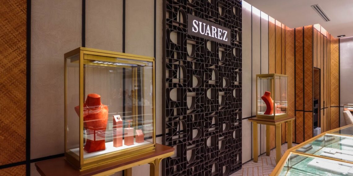 Poder ,elegancia y tradición artesanal; 81 años enalteciendo el diseño