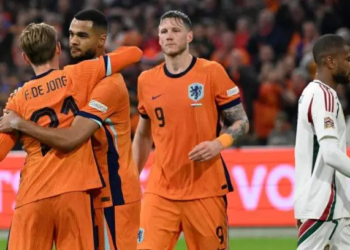 Países Bajos aplasta a Hungría y sella su boleto a cuartos de final