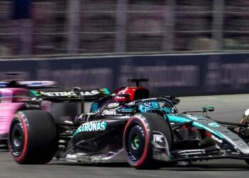 Russell plasma el poder de Mercedes con la pole en Las Vegas, con Sainz segundo