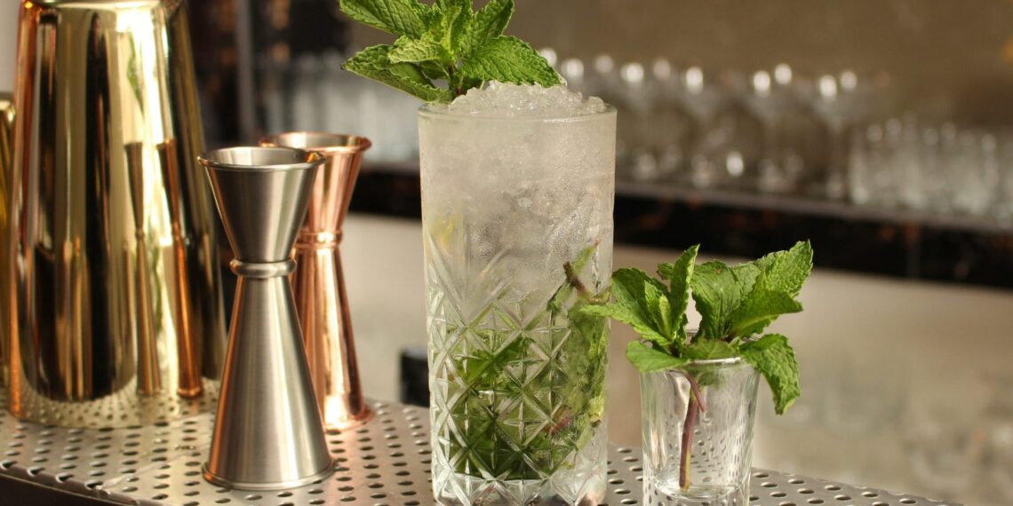 ¿Anfitrión de la cena de fin de año? Lúcete con estos tragos coquetos